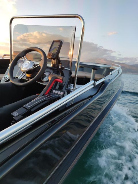 Santorini Boat Cruise -License Free- - Key Points