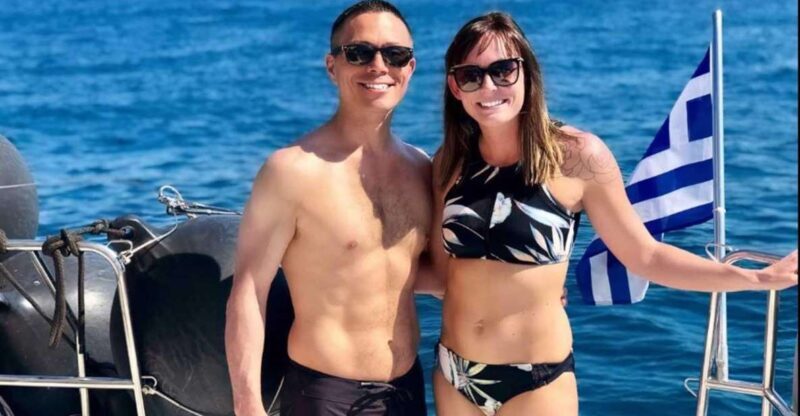 Santorini: Caldera Cruise with Greek Meal and Transfer - Why Choose This Santorini Caldera Cruise?