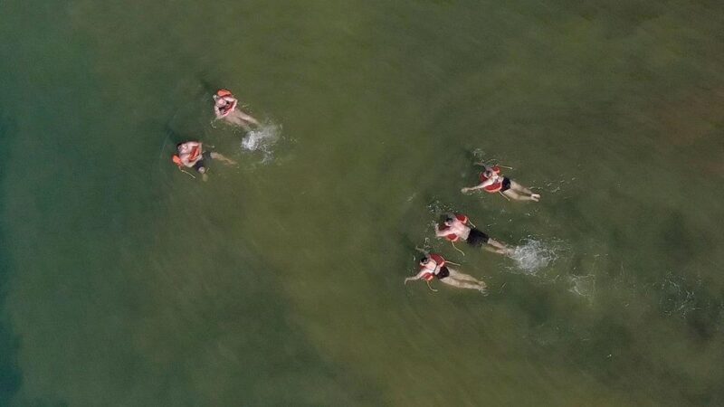 Santorini: Caldera Cruise with Greek Meal and Transfer - FAQs