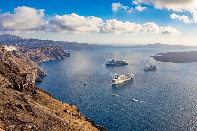 Santorini Caldera Day Traditional Cruise with Meal and Drinks - Key Points