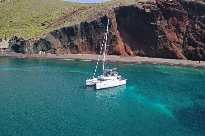 Santorini: Caldera Luxury Catamaran Cruise with Meal & Drinks - FAQs