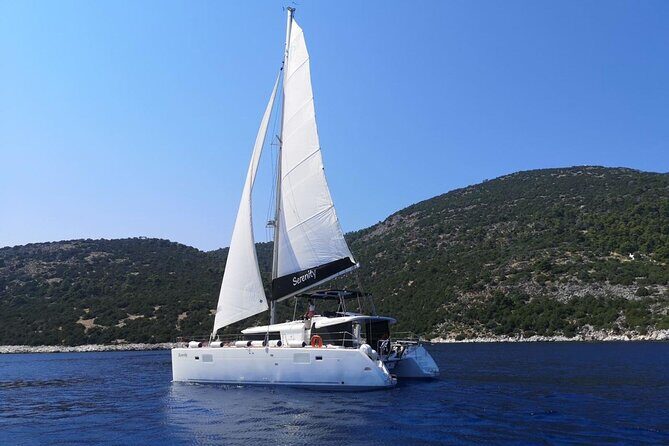 Santorini: Caldera Luxury Catamaran Cruise with Meal & Drinks - Final Thoughts