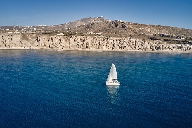 Santorini: Caldera Private Catamaran Cruise with Meal & Drinks - What to Expect on the Day