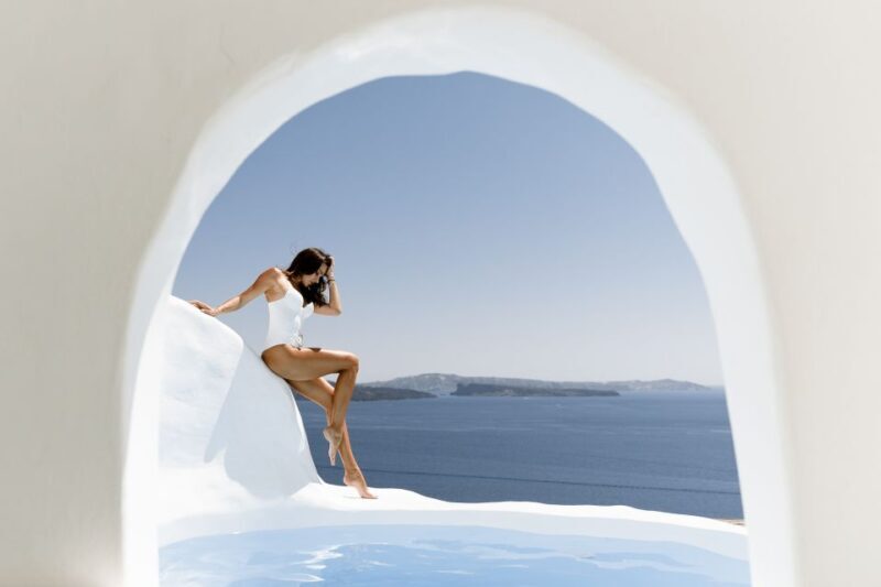 Santorini: Casual Photoshoot by Flying Dress Photo © - Who Is This Experience Best For?