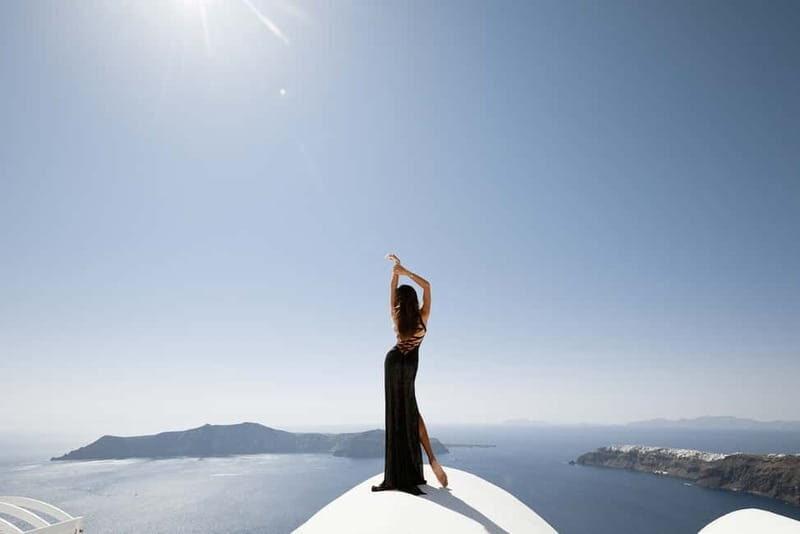 Santorini: Casual Photoshoot by Flying Dress Photo © - FAQ