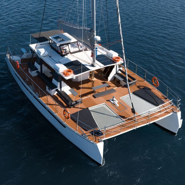 Santorini: Catamaran Caldera Cruise with Meal and Drinks - FAQ