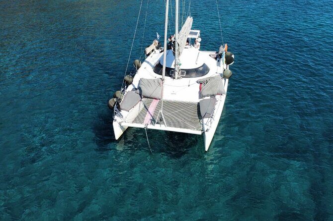 Santorini Catamaran Cruise  5-Hour Private Sailing Experience - Exploring the Santorini Catamaran Cruise: A Relaxed and Scenic Experience