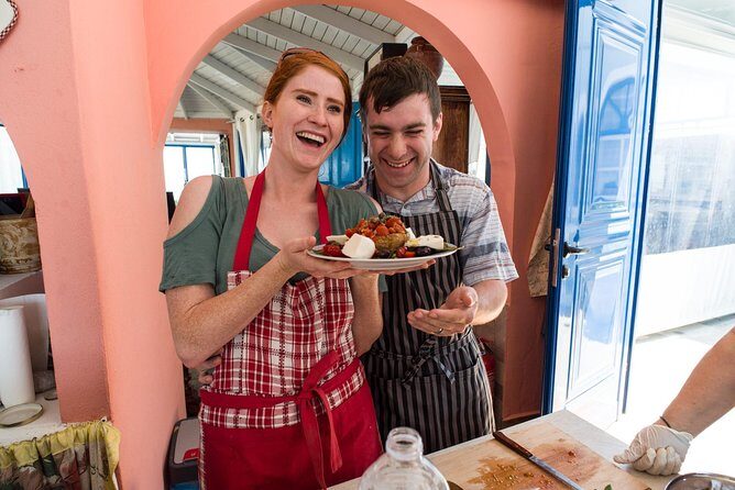 Santorini : Cooking Class & Easy Hike - Who Should Consider This Tour?