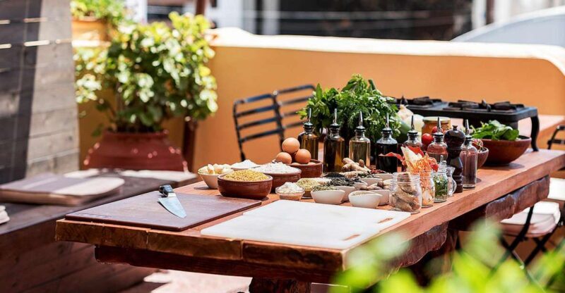 Santorini Cooking Class with Wine Tasting & Lunch - Who Is This Tour Best For?