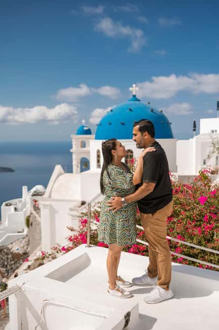 Santorini: Couple Family Photoshoot with Pickup - The Practical Details