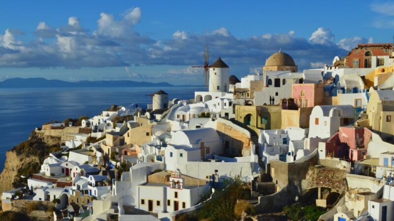 Santorini Essentials: Half-day Private Sightseeing Tour - Exploring Santorini in Half a Day