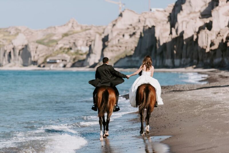 Santorini: Exclusive Private Horse Riding with picnic - FAQ