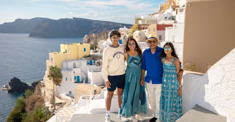 Santorini Family Photoshoot (Oia Village) - What’s in the Price and What’s Not