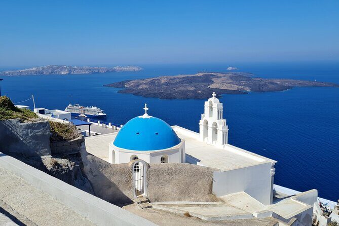 Santorini First-Time Guests Private Tour Sightseeing, excavetions & wine testing - Detailed Breakdown of the Itinerary