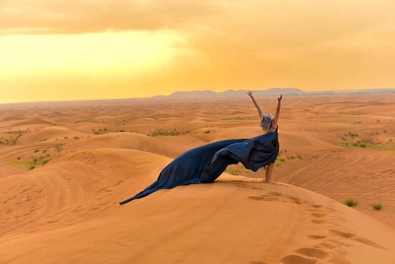 Santorini Flying Dress Photo Shoot - What’s Included and What’s Not