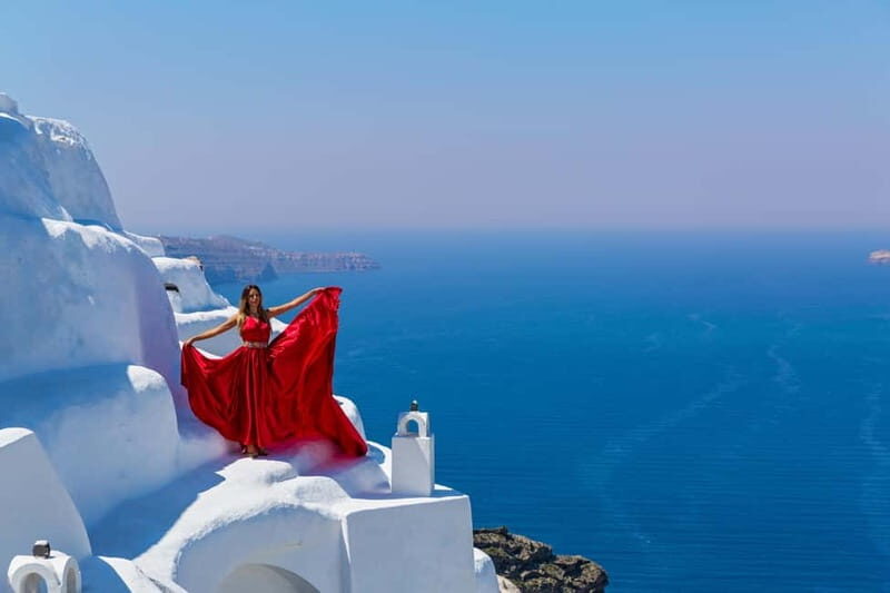 Santorini: Flying Dress Photoshoot - Who Will Love This Experience?
