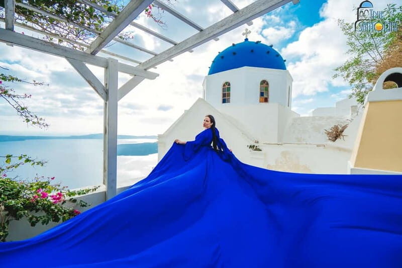 Santorini: Flying Dress Photoshoot with Edited Photos - A Genuine Look at the Santorini Flying Dress Photoshoot