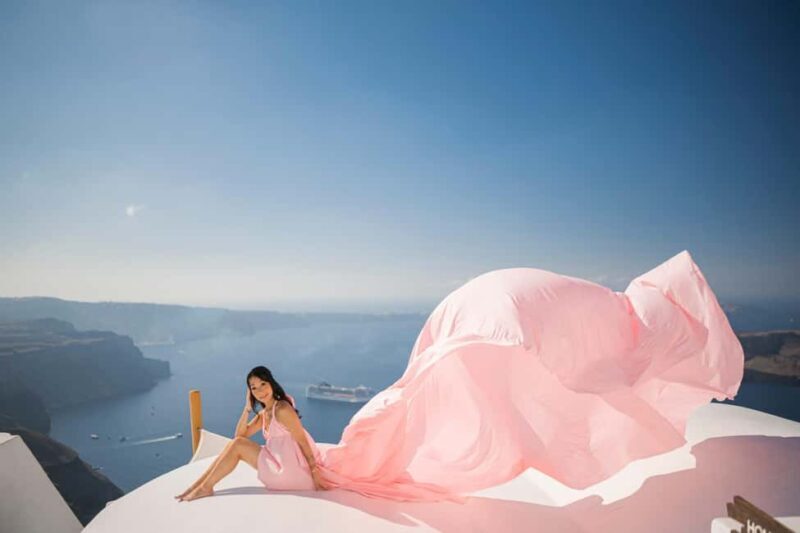 Santorini: Flying Dress Photoshoot with Pickup - Who Is This For?