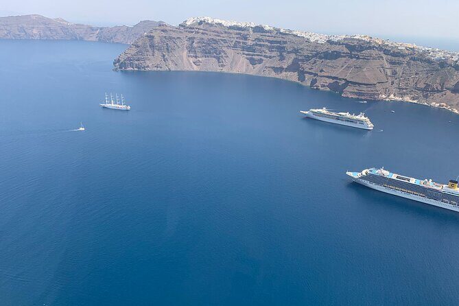 Santorini Helicopter Sightseeing 20 min - Single Tickets - FAQ