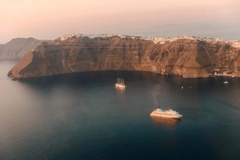 Santorini Helicopter Tour 20 minutes - The Practical Side: Details and Considerations