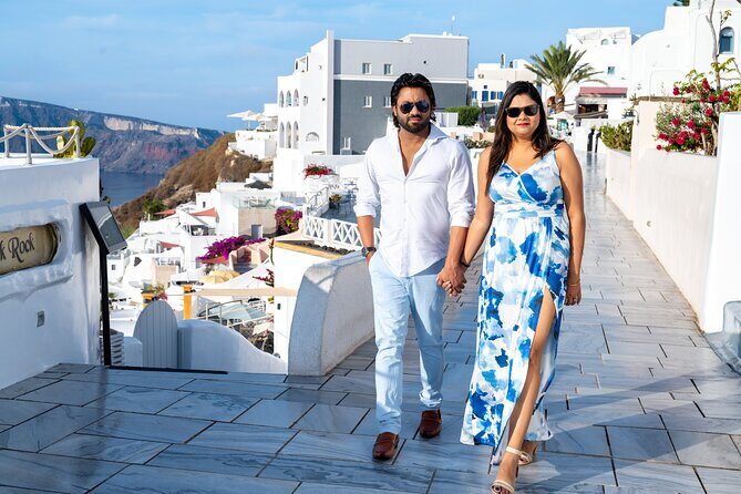 Santorini Highlights Private Tour 6 hours, pick up/ drop included - FAQs