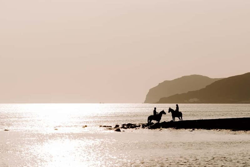 Santorini: Horseback Riding on the Black Sandy Eros Beach - Return Journey and Refreshments