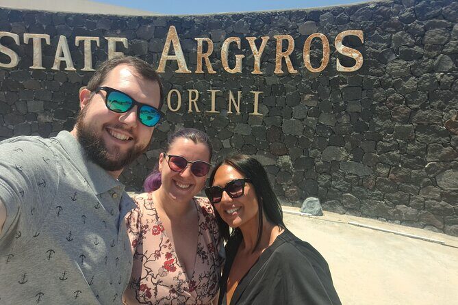 Santorini in a Day: Essential Highlights Tour - Breaking Down the Itinerary