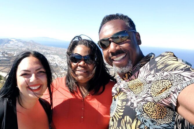 Santorini in a Day: Essential Highlights Tour - Who Should Consider This Tour?
