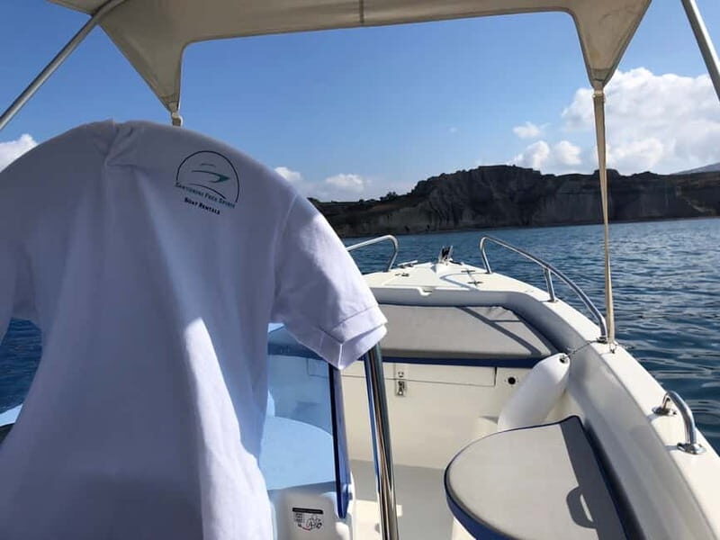 Santorini: License-Free Boat Rental with Ice, Water, & Fruit - Final Thoughts