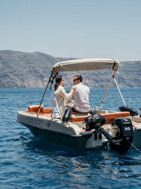 Santorini: License Free, Luxurious Small Boat Rental - Who Should Consider This Experience?