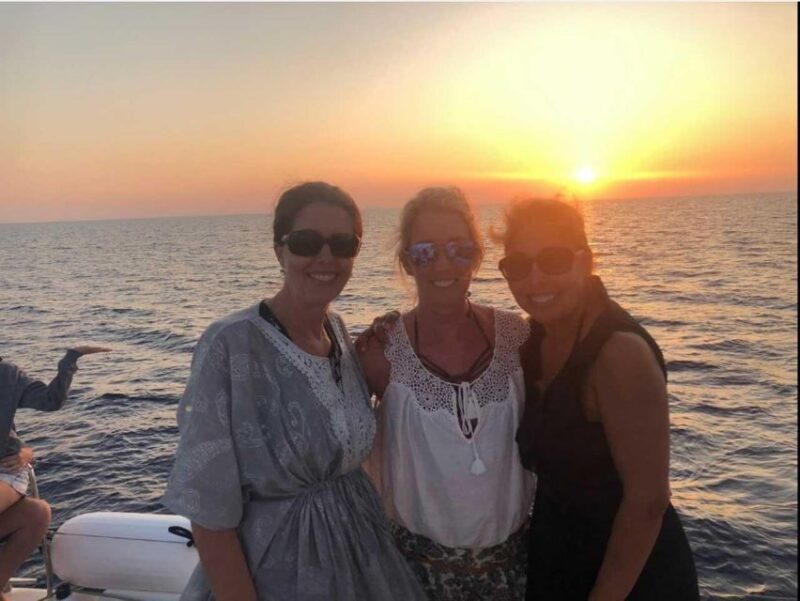 Santorini: Luxury Caldera Cruise with Full Greek Meal - Who Is This Tour Best For?