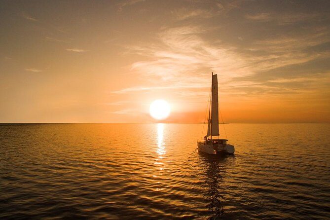 Santorini Luxury Catamaran Sunset Cruise with BBQ, Drink and Transfer - Who Will Love This Experience?