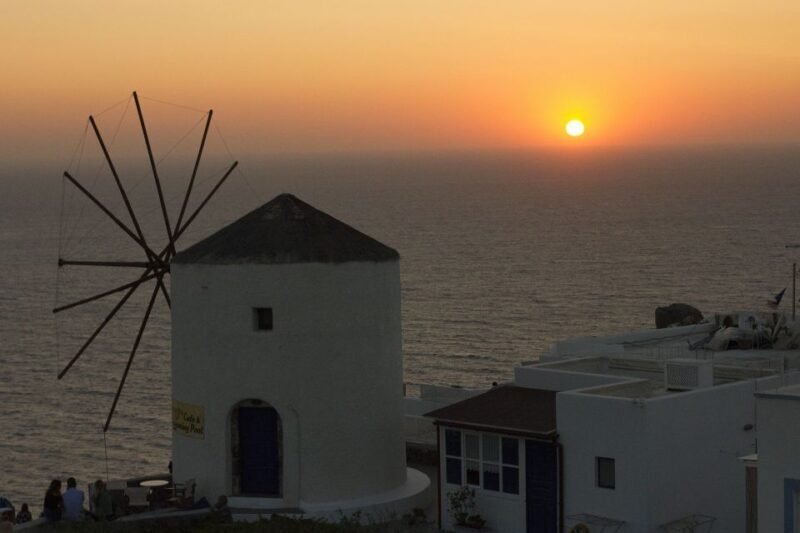 Santorini: Oia Cultural Highlights Sunset Walking Tour - Frequently Asked Questions