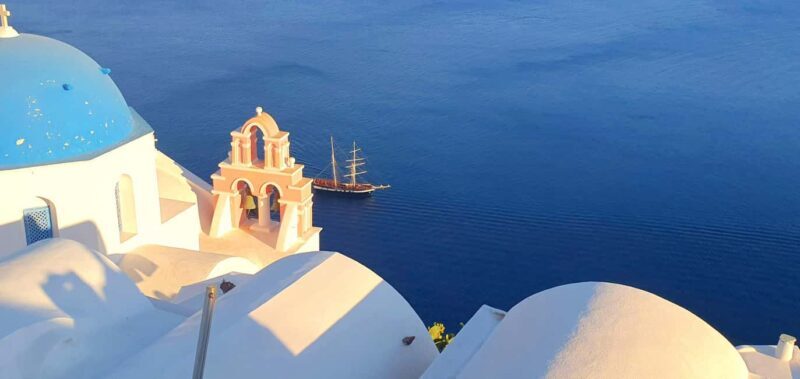 Santorini: Oia Walking Tour and Lighthouse Sunset with Wine - FAQs
