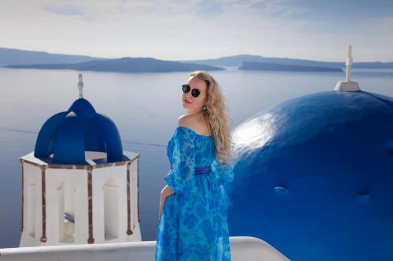 Santorini: Private 1-Hour Photoshoot in Oia & Imerovigli - What the Experience Looks Like in Practice