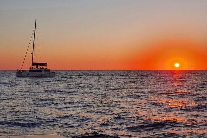 Santorini Private Catamaran Cruise with BBQ, Open Bar & Transfers - The Barbecue Lunch: Better Than Expected