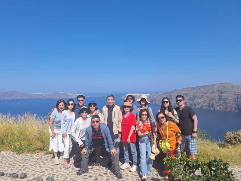Santorini: Private Family Tour with Bilingual/Spanish Guide - Final Thoughts