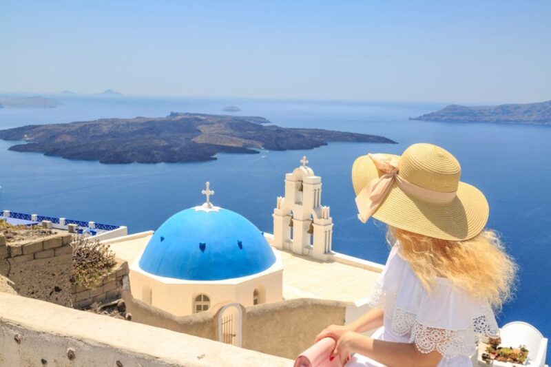 Santorini: Private Photo Shoot in Fira or Imerovigli - What the Experience Is Like