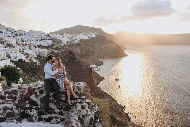 Santorini - Private Photoshoot with a Top Local Photographer - FAQ