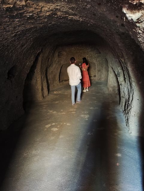 Santorini: Private Sightseeing Tour with Local Guide - The Experience in Detail