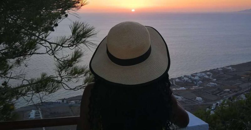 Santorini: Private Sunrise Tour with Breakfast and Oia Visit - What’s Included and What’s Not