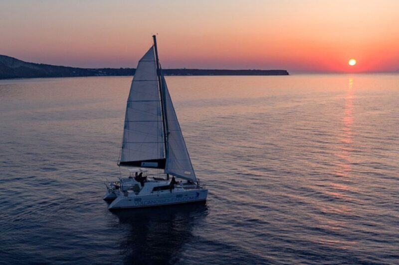 Santorini: Private Sunset Cruise with Dinner and Drinks - Who Should Consider This Tour?