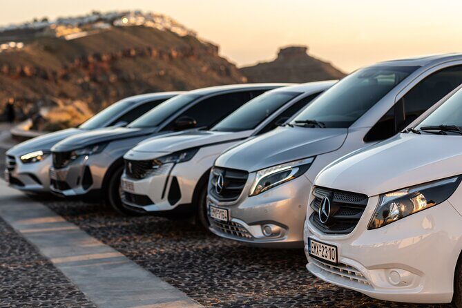 Santorini: Private Transfers To / From The Port Athinios - Why This Transfer Service Works Well for Santorini Visitors