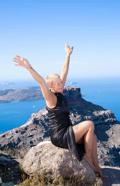 Santorini: Professional Photoshoot by ClickTale - An In-Depth Look at the Santorini Photoshoot by ClickTale