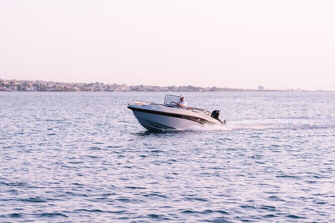 Santorini Rent a Boat - License free - Frequently Asked Questions