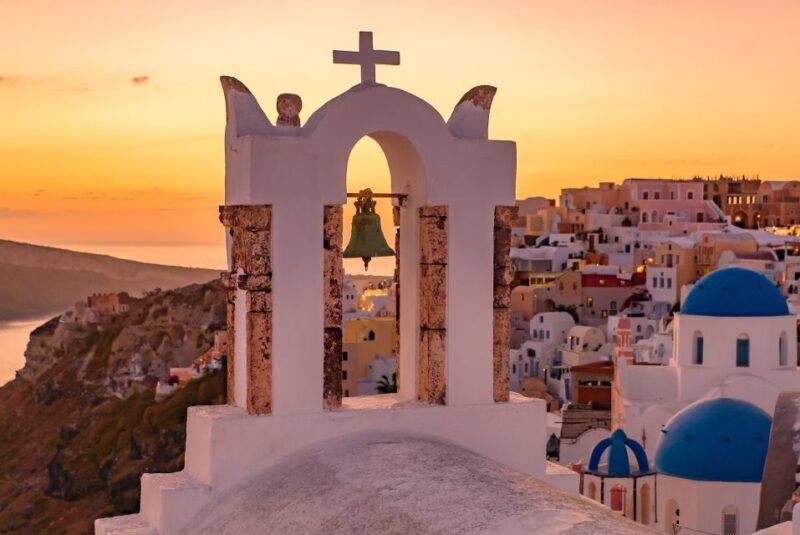 Santorini: Romantic Sunset Caldera Cruise with Dinner - The Pros and Cons