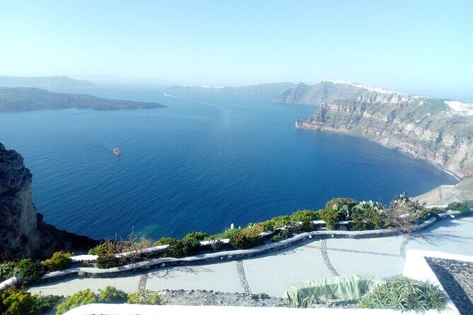 Santorini Sightseeing Half-Day Tour in a Small-Group - FAQs