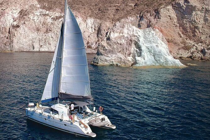 Santorini: Standard Small-Group Catamaran Cruise with Food/Drinks - An In-Depth Look at the Santorini Catamaran Experience