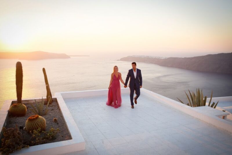 Santorini: Sunset Photo Shoot with a Personal Photographer - The Sum Up