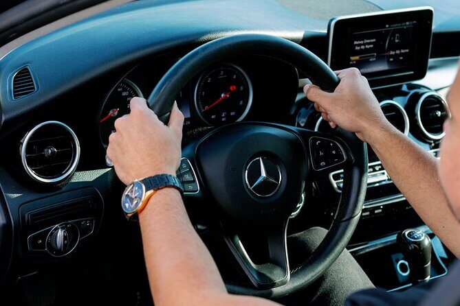 Santorini Taxi / Transfer Service From or To Airport - FAQs